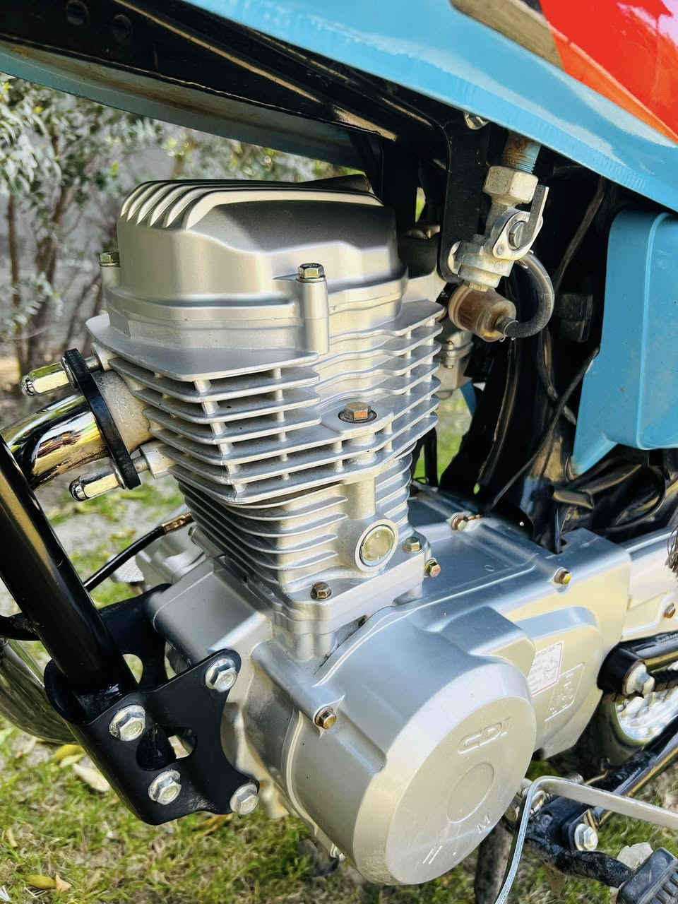 نامه امتياز للبيع 2027 طالعه بشهر 11 مكفوله من كلشي السعر 750 وبيهه مجال عنواني بابل قرب البوابه الجنوبيه *********** اتصل مامتواجد على الفيسبوك
