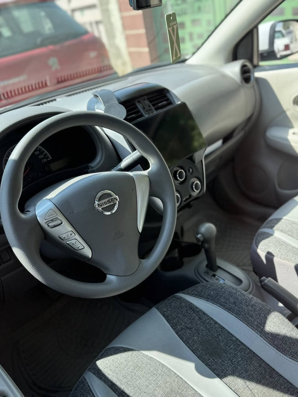 سلام عليكم نيسان سني هندي 2020
ماشيه 122
شاشه كأمره خلفيه 
حساسات خلفيه 
رقم سليمانيه 
سياره نظيفه ومكفوله تخم تاير جديد صدر جديد 
مكان بغداد  
السعر 💰105
***********
ابو  عبد الله
