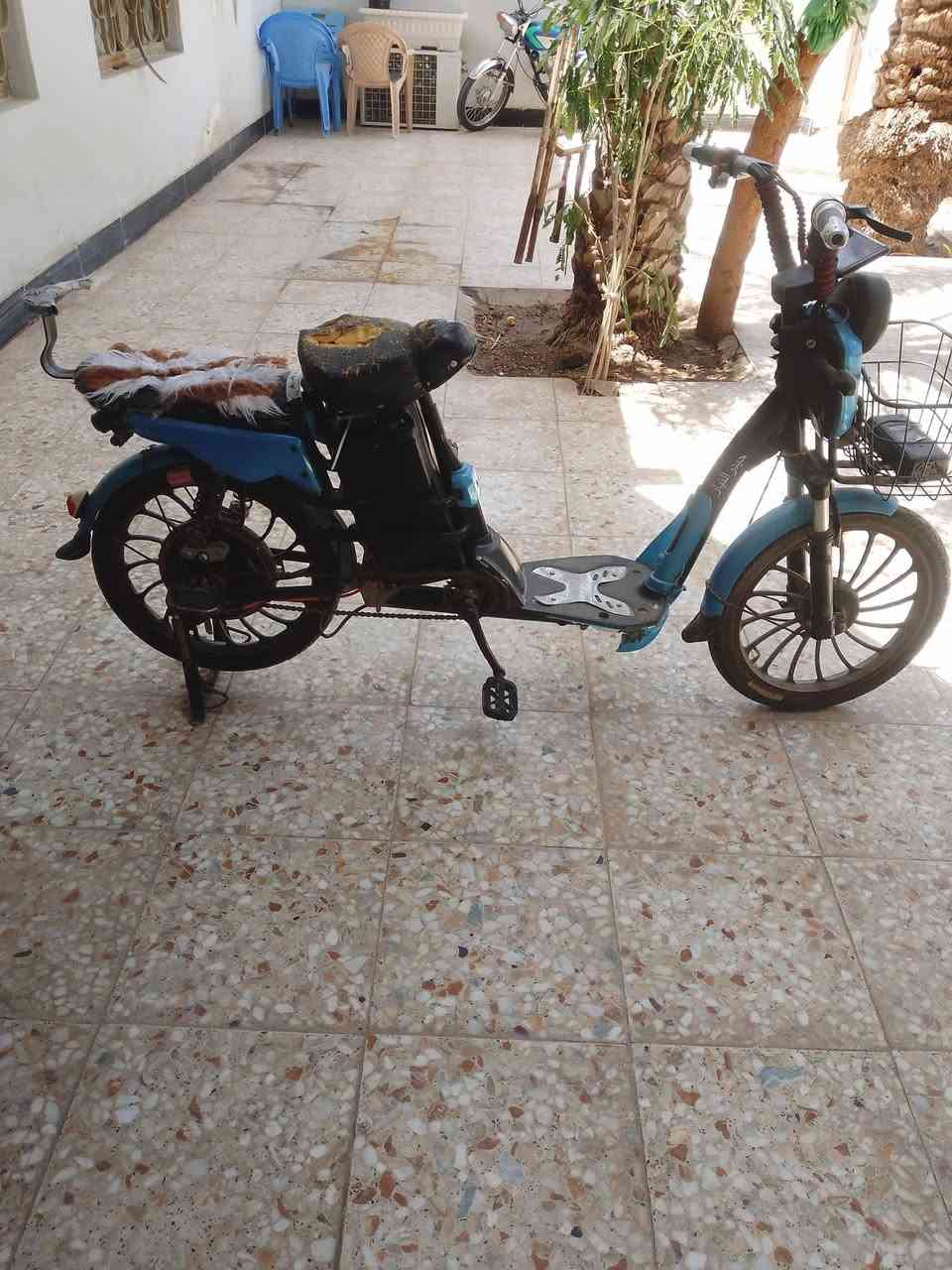 دراجه شحن للبيع عوزها بس بطاريات 150وبيها 
مجال *********** رقم وتساب مكان نجف حي المكرمه
