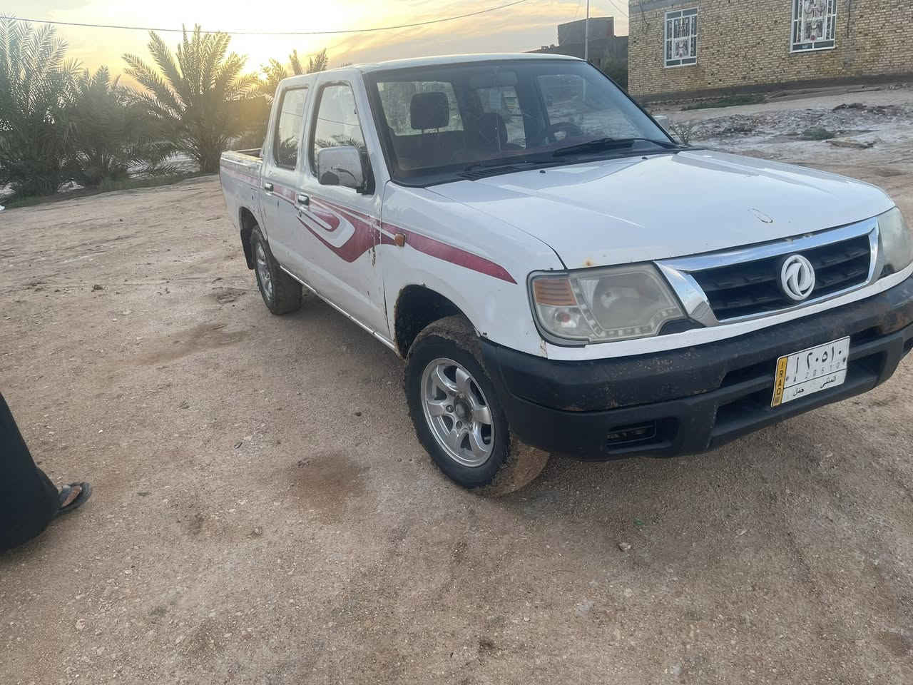 نيسان صيني 
مديل 16ظريبه مصفره 
سنويه منتهيه 
رقم مثنى كير محرك شرط 
بيه رشات بصيطه مكفوله 
تخم تاير حداديه 
السعر 58وبيه مجال 
رقم الهاتف *********** مكان السياره سماوه رميثه
