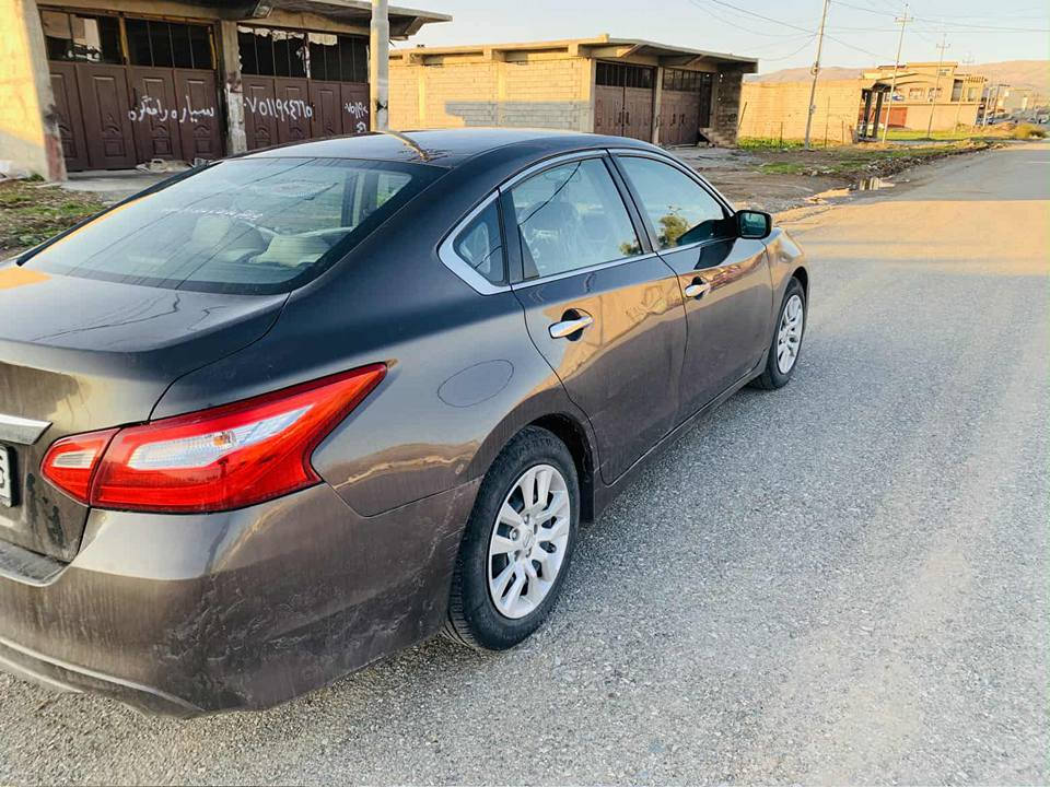 ئاڵتیما مۆدێل 2017 یەک پارچەی بۆیاخە بێ ناوگرتن گێڕو مەکینەی لۆکە بەشەرت تەقەوڕەقە بەشەرت ڕەقەموو سەنەوی تا 2029 نوێیە بەناوی خۆمانەوەیە یەکسەر بەناوی خۆتەوەکە یەک دیناری خڕامە لەسەر نیە بەشەرتی هەموو شتێک دەیفرۆشم 
ژ.م ***********

نرخي ١٢٥ معامه له كي برايانه كويسينجاك, أربيل
