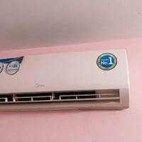 ميديا 2طن كامل وغازه مقفول فقط لاغين عاكس دوره 07708835154 مكلفه