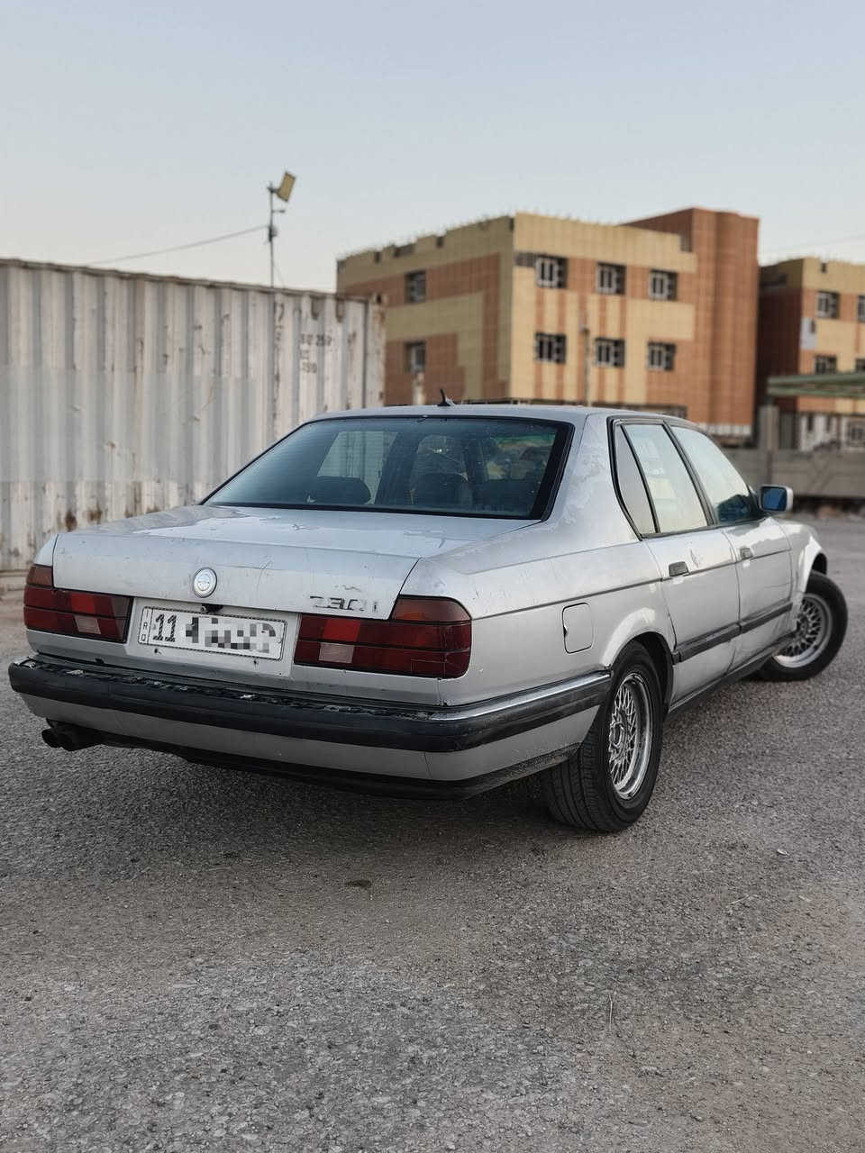 السلام عليكم 730 للبيع
موديل  1992

رقم بغداد بأسمي 

محرك  3.5 نضيف بس بي جاكوج مكسور 

كير يحرك ثالث بسبب خلل بالظفيره 

حداديه الاماميه نظيف بس الخلفيه تعبانه 

تخم تاير جديد 

بجم عريض 

بيها ضربه بالبجم 

السعر 33 بيها مجال 
مكانها نجف 
للاستفسار ***********
