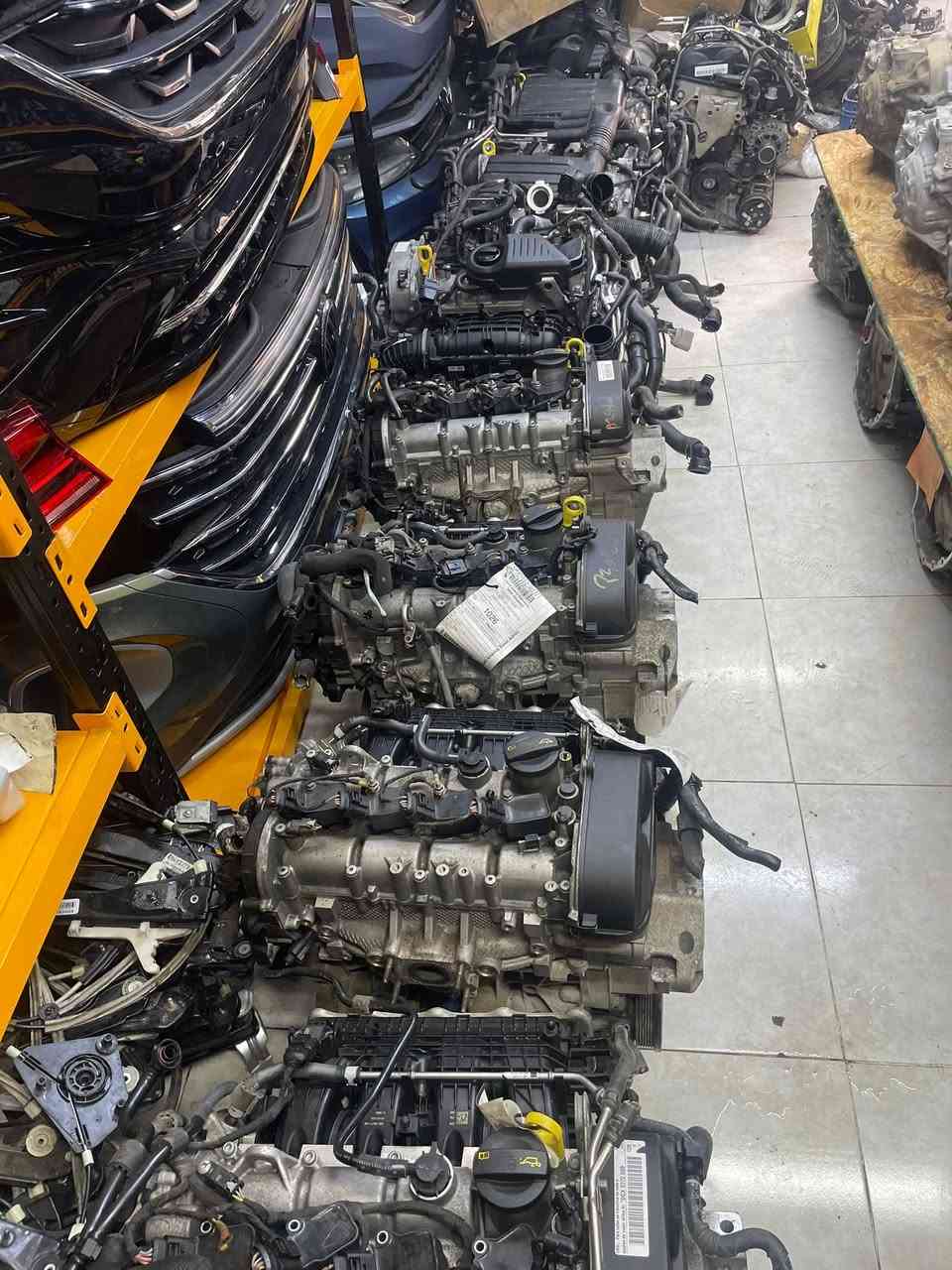 السلام عليكم 
يتوفر لدينا اغلب قطع غيار سيارات 🚗 
الفولكس واكن 
عنوان أربيل صناعة الشمالية 
يتوفر توصيل 🚚 جميع محافظات العراق 
***********
#جيتا #باسات  #اطلس #تاوس  #تيكوان
