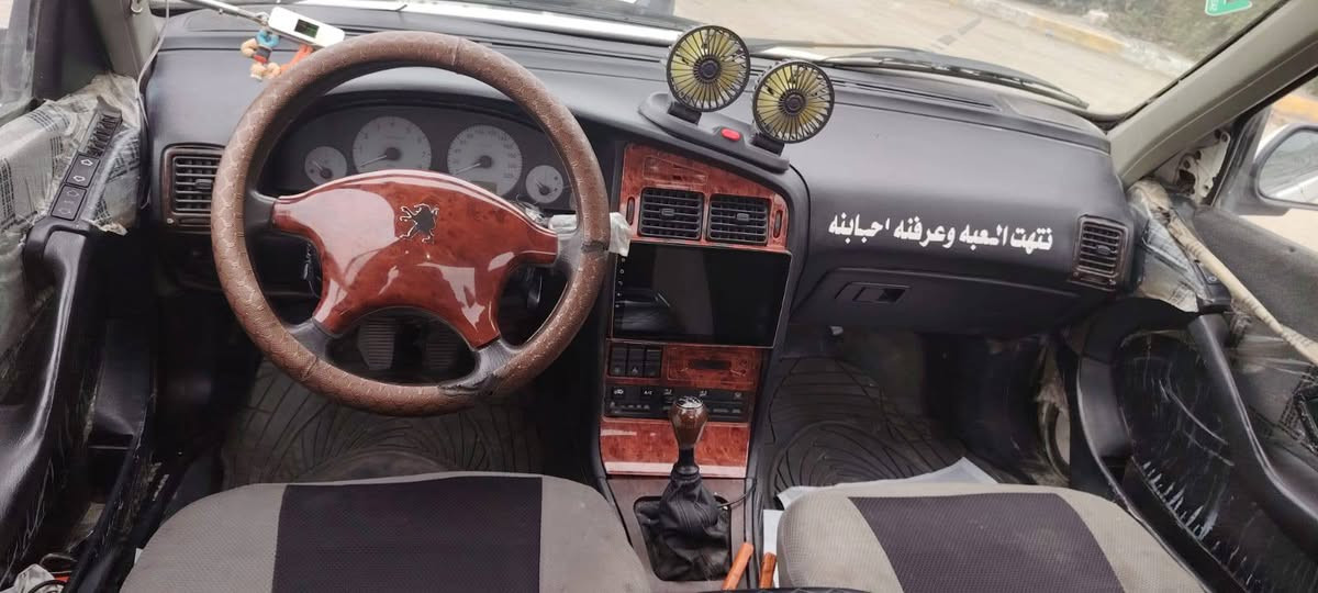 السلام عليكم بيجو للبيع
بيجو بارص موديل 2013 

السياره مصبوغه جماليه بدون اي ضربه كفاله اكفلك 
من محرك وكير وكلشي بلسياره تخم تاير جديد حداديه جديده السياره بأسمي اني الي احولك تجي وشوف السياره وتقتنع وتاخذه وتروح وبلعافيه مو اتخابروني وتعالي لا  اني ماجي أنته تعال بيتي وشوف وقتنع وهماتين نتعرف عليكم وشوف السياره كلب براحتك  سعر السياره (45) وبيه مجال حك الجيه للوجوه الطيبه بياع شراي لا تجي دوم 

رقم الهاتف ***********  
متواجد فيس واتساب واتصال هماتين بكل مكان  

وشكرا
