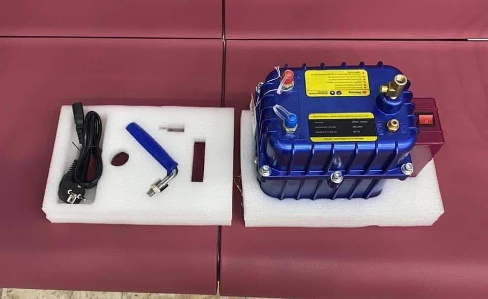 السلام عليكم 
يوجد لدينا مروحة براد سربس السعر ١٢ ألف
ويوجد لدينا جميع أنواع اقفاله قطع خارجيه عادي ومحلزن
ويوجد فاكيوم سحب دفع 
***********
حي المعلمين الشارع الرابط بين حي المعلمين دائرة المجاري وحي الزهور مقابل شارع الحاج اعذيب أبو الشفلات
