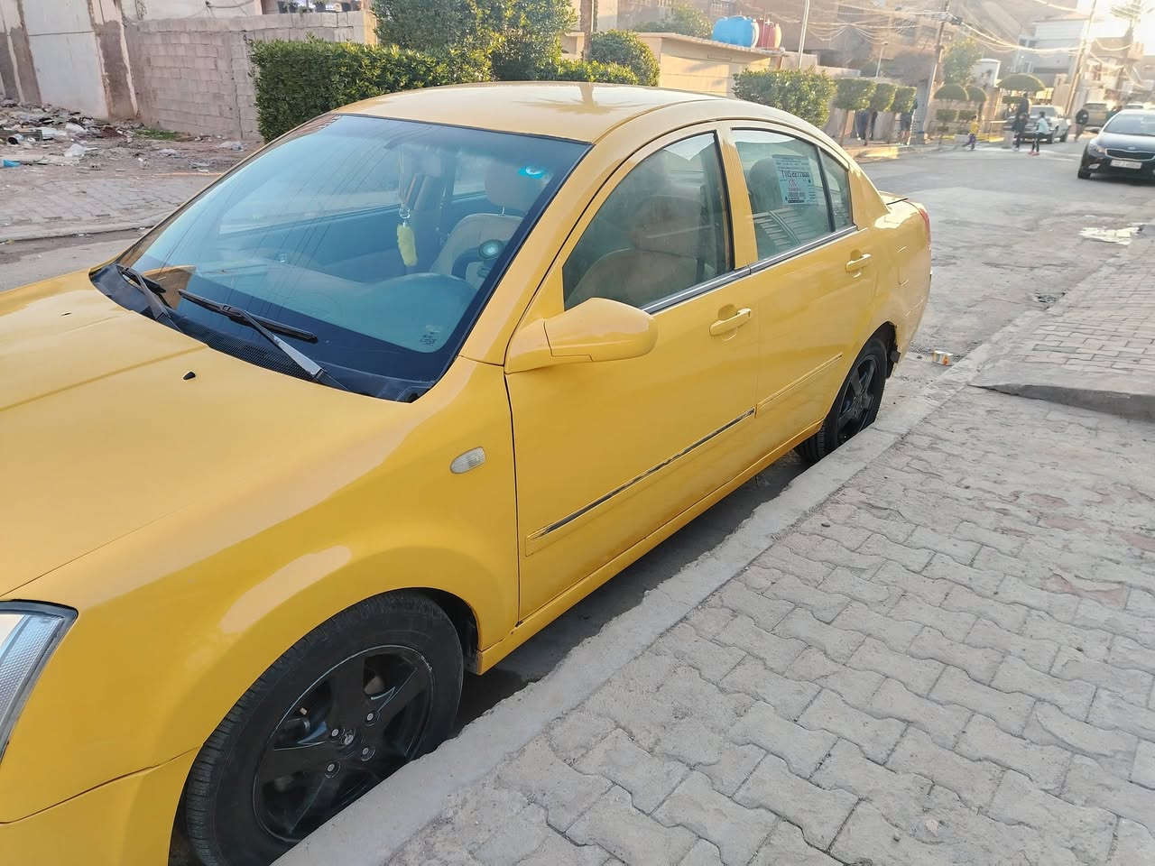 سلام عليكم  شيراي اي فايف محور كامري ابو الجف  البيع  سياره جاهزه من كلشي  صدر جديد  رقم انكليزي بسمي  رقم الهاتف ***********
