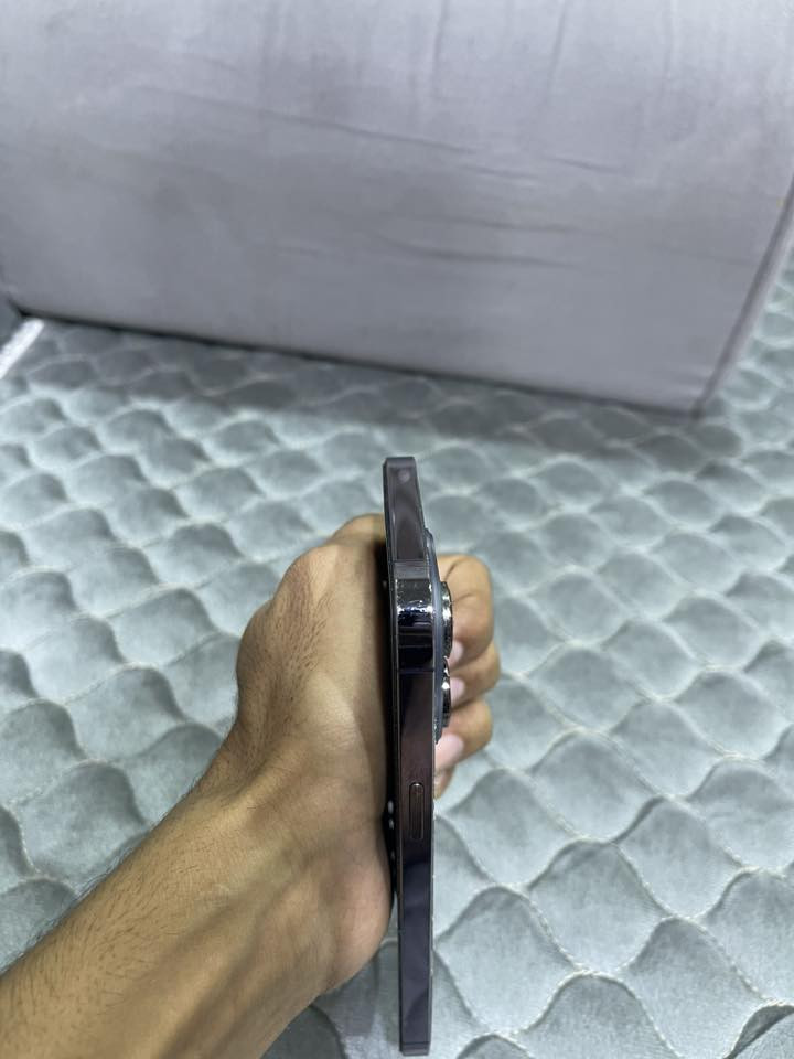 ايفون 14 برو ماكس شرق اوسط ZAA اول ما نزل ماخذه بطاريته 83  جهاز كلش حلو فقط ظهر مبدل  جهاز دبل شريحه يعني شريحتين ذاكرته 256
سعره 745وبيه مجال 
*********** فقط واتساب 
القبلة
