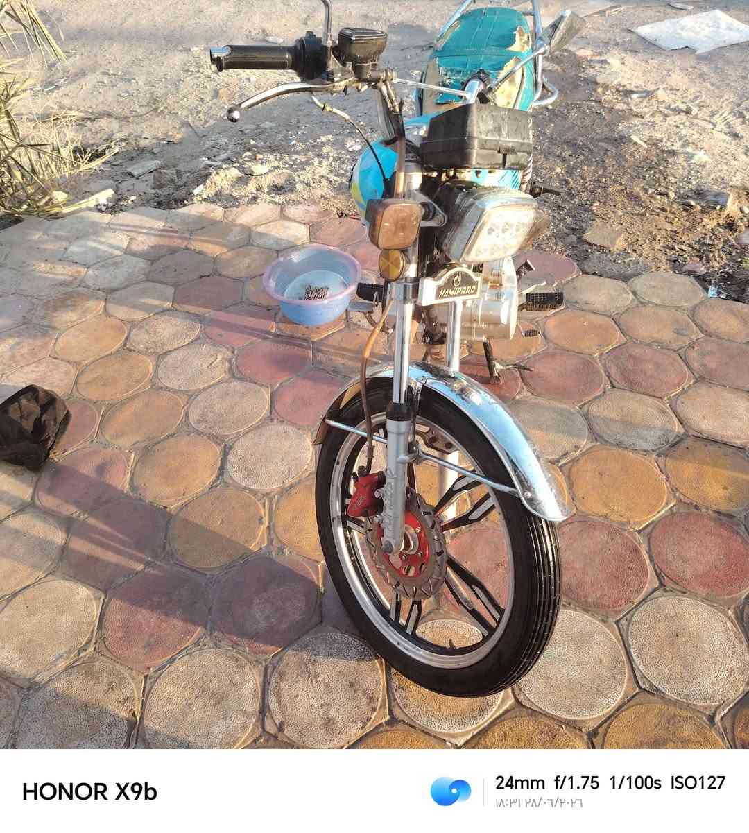 فقط للبيع دراجه موديل 24 الدراجه مكفوله من كلشي منفيسها موجود دراجه شغاله كلشي مناقصها رايدها 475
الشراي على خاص او يتصل ويدلل ***********/***********
