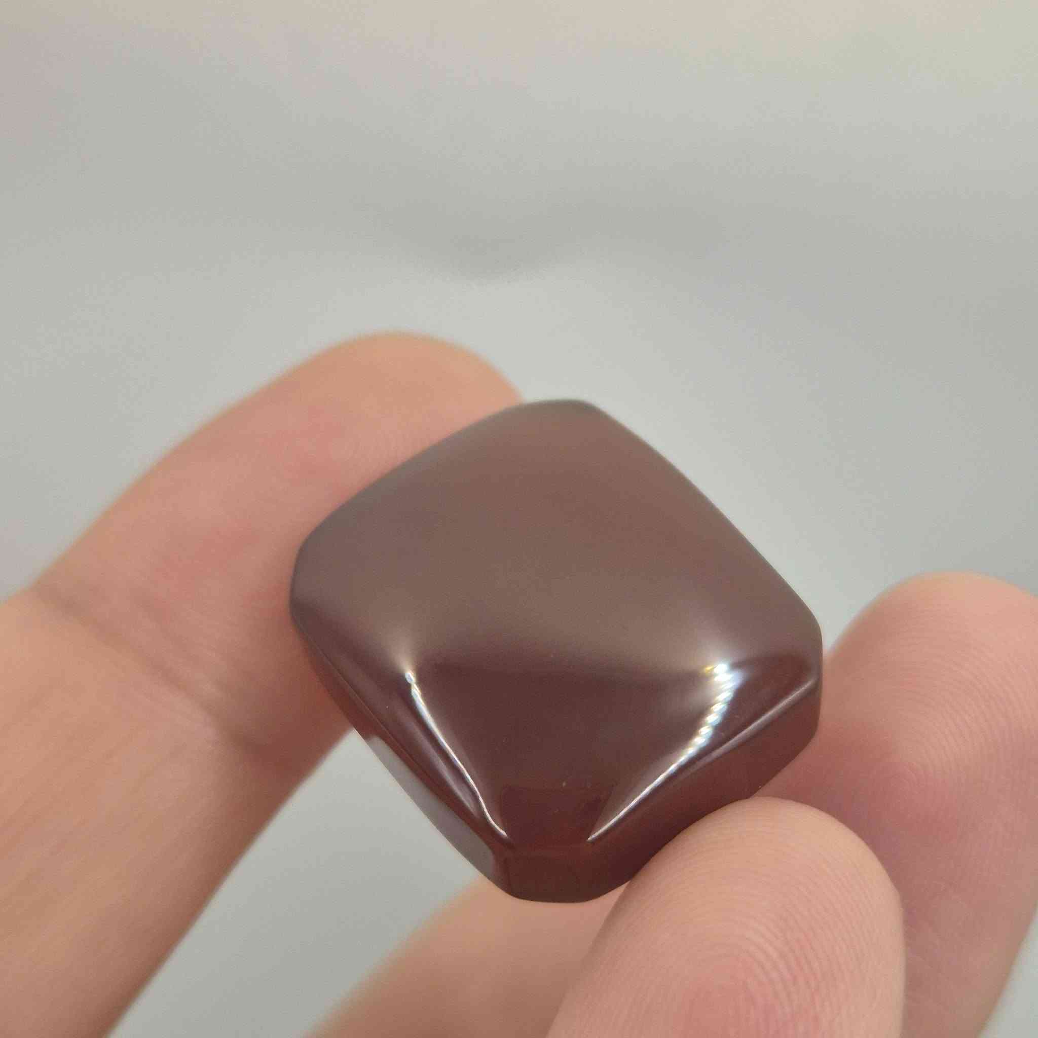 هذه هي النوادر التي يبحث عنها أهل الذوق و عشاق الفخامة
هذه الفئـة هي رقم (1) في عالم العقيق اليمانـي 
العقيق الأحمر _ الكبدي [ البِكـر بشكل تام ] "يعني حر" 
الأبعاد [ 2.4 × 2.0 ] سم 
شنو بِكر ؟ شنو حر ؟ اكتبولنا بالتعليقات 👇

💳 كارت ضمان مختوم (أصالة المنشأ & غير معالج )
🚗 خدمة توصيل كل مناطق العراق
للإتصال و المراسلة : ***********
📍العنوان /  الكوفة _ شارع كوفة نجف الرئيسي _ مأكولات خوخة _ الشارع الفرع للمطعم
