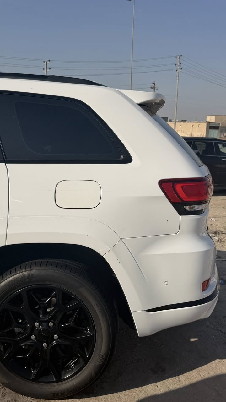 مرخصة الادمن
خوان سياره جيب شيروكي s  خليجي وكالة هارلم

السياره كفاله عامله وجديده وجاهزه مابيه نواقص  ماشيه 
52 الف كيلو 

السياره دهنه كله اصلي 160  وبنازين كله محسن

رقم اربيل وكاله باسم كردي صديقي تريد تحويل تريد وكاله

عنونه الزبير  7717200403، 

سعره 415$


**إذا كنت صاحب هذا الإعلان وتريد حذفه لأي سبب، رجاءا أرسل رسالة إلى الدعم الفني**