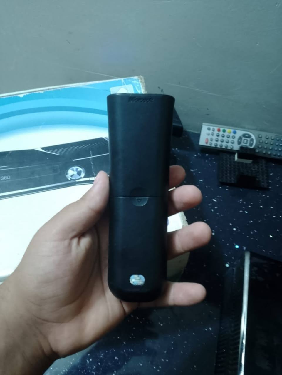 سلام عليكم Xbox 369 slim
للبيع بسعر ١٥٠الف قفل
يحتوي على :
هاردين العاب
كاميرا اللعب
ثلاث جوستيكات اثنين بلوتوث وحده واير
واير HD وواير الAVالخاص بل جهاز الاصلي
ويحتوي على الريمونت الخاص به.
وكارتونته الاصليه من الشركه.

مكاني كركوك -تركلان 
للاستفسار***********
