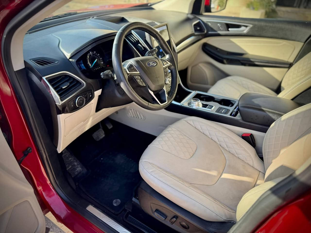 فورد ايدج 2024 تيتانيوم 
فول عدا النوراما.. رقم اربيل..

حادثه  خفيف قطعة وحده  قبق جنطه رقم الشاصي بالصور.. الشراي يتصل *********** ويدلل بسعر جدا مناسب..
