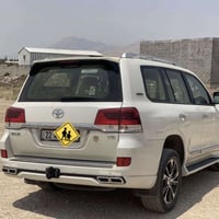 لاندكروزر GXR • ٢٠١٨ • V8 ٤.٦