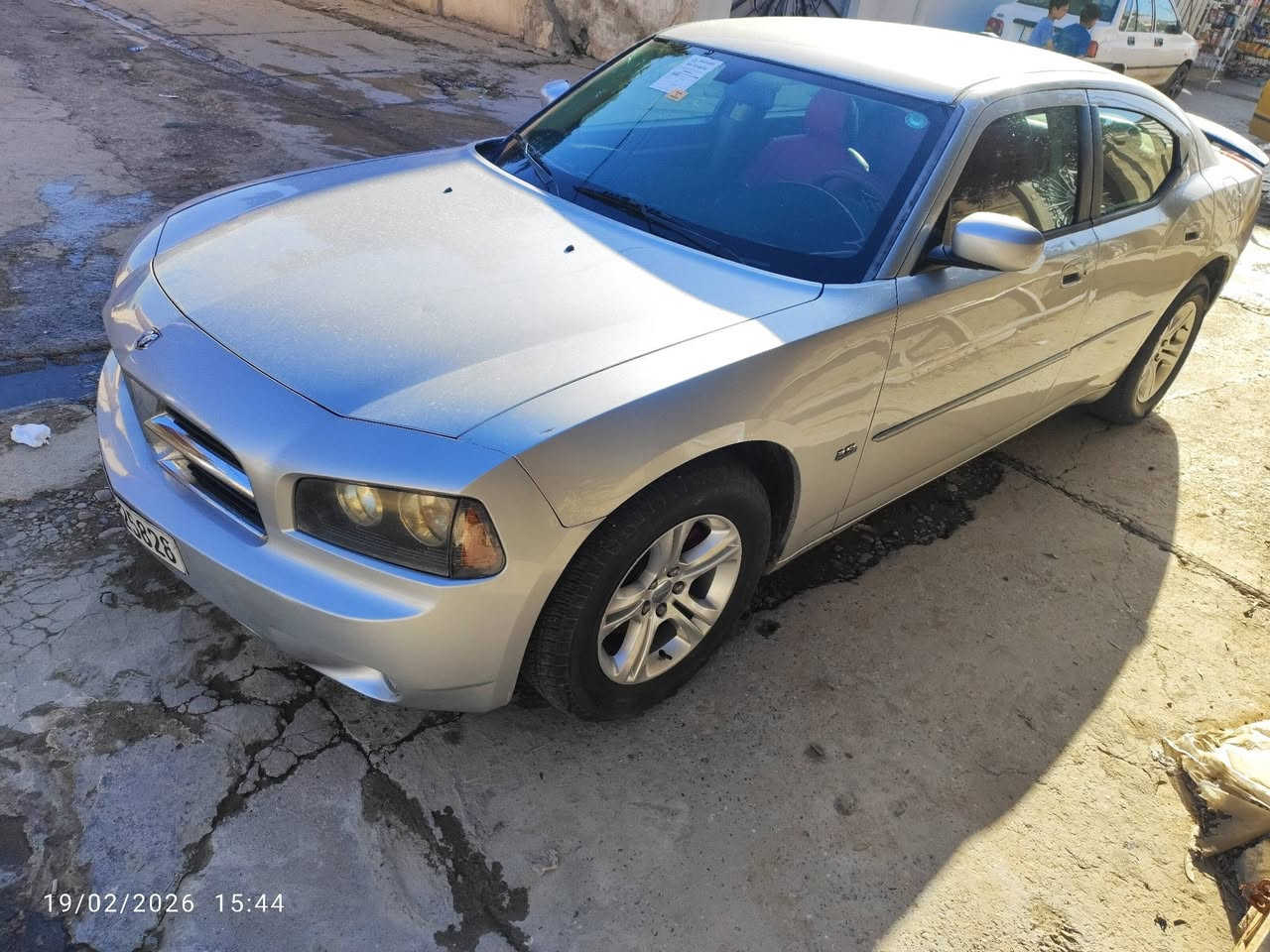 للبيع
جارجر 2010 مواصفات sxt
تبريد تدفئة شغال
ماشية 230 الف 
مكينة 3.6 
طخم جديد
طخم تاير جديد 
بأسمي تحويل فقط 
بيها الجاملغ الخلفي اليمين رش فقط
الباقي كلين وعالفحص 
***********
