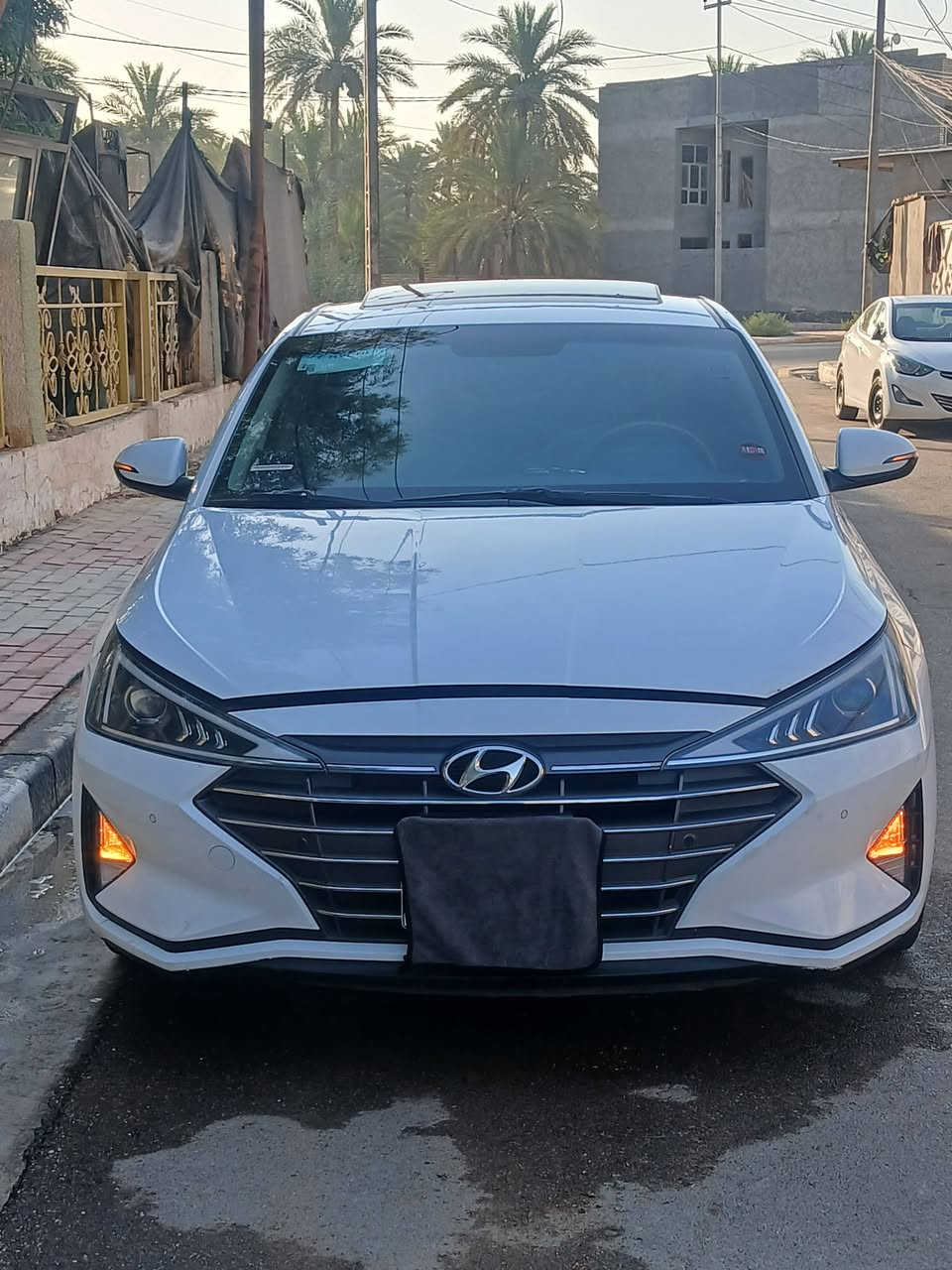 سلام عليكم النترا 2020 خليجي  مكفوله من كلشي فول موصفات مكاني طوريج للاستفسار اتصال ع رقم ***********
