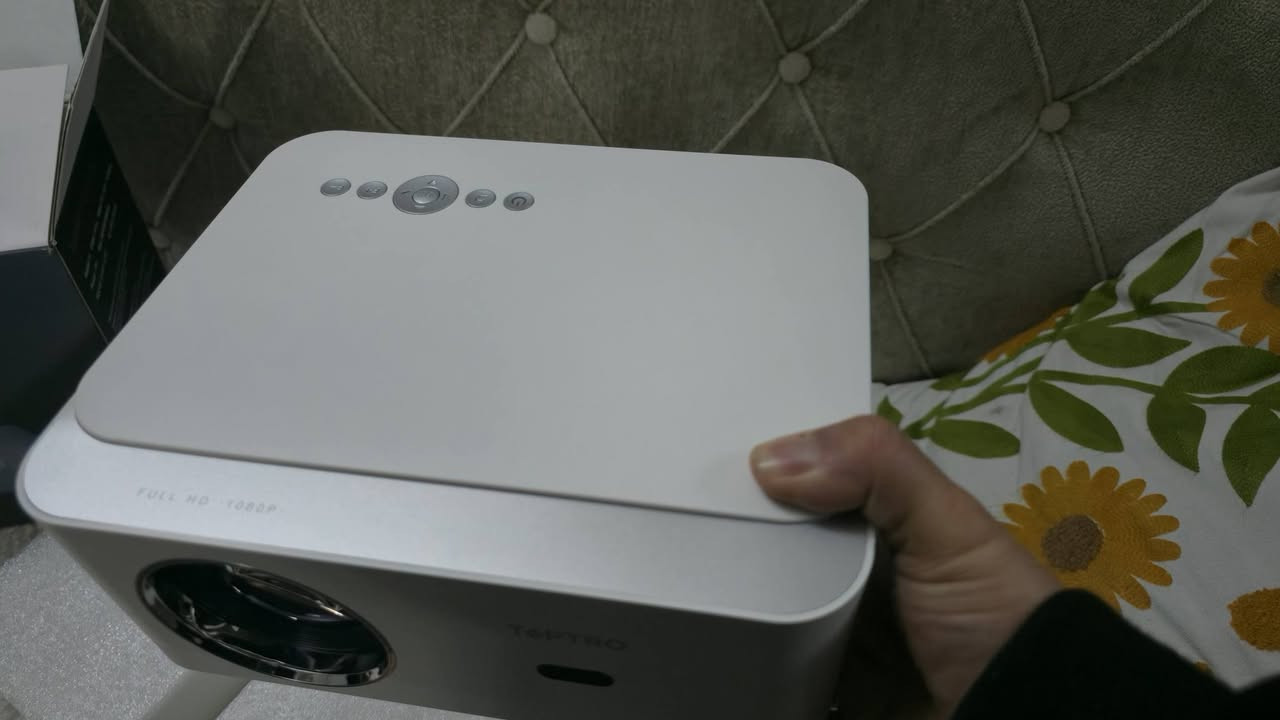 اقوه اجهزه الداتا شو💯
TOPTRO x6 
عرض لفتره محدوده 🔥💯
دقه عاليه يدعم 4k
تنفع المدرسين والقاعات والمواكب ومشاهده المباريات والافلام 🚀⚽
اضاءه عاليه مع وضوح مع الضمان💯
حجم صوره يصل الى 6 متر
اوتو فوكس🔥
يربط جميع الموبايلات  ( ايفون - كلاكسي )📱
اجهزه بنظام اندرويد فائق الجوده اصلي💎
استيراد اوربي🌍
جديد غير مستخدم🆕
للحجز والاستفسار واتس اب :📱

***********
