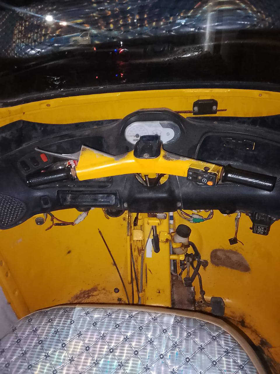 سلام عليكم تكتك بياجو موديل 17 اوراق كاملة بيها فلنجات مال باجاج ويل باجاج تايران جوبلس سعر واحد و 300 بيها مجال رقمي ‏‪***********‬‏
