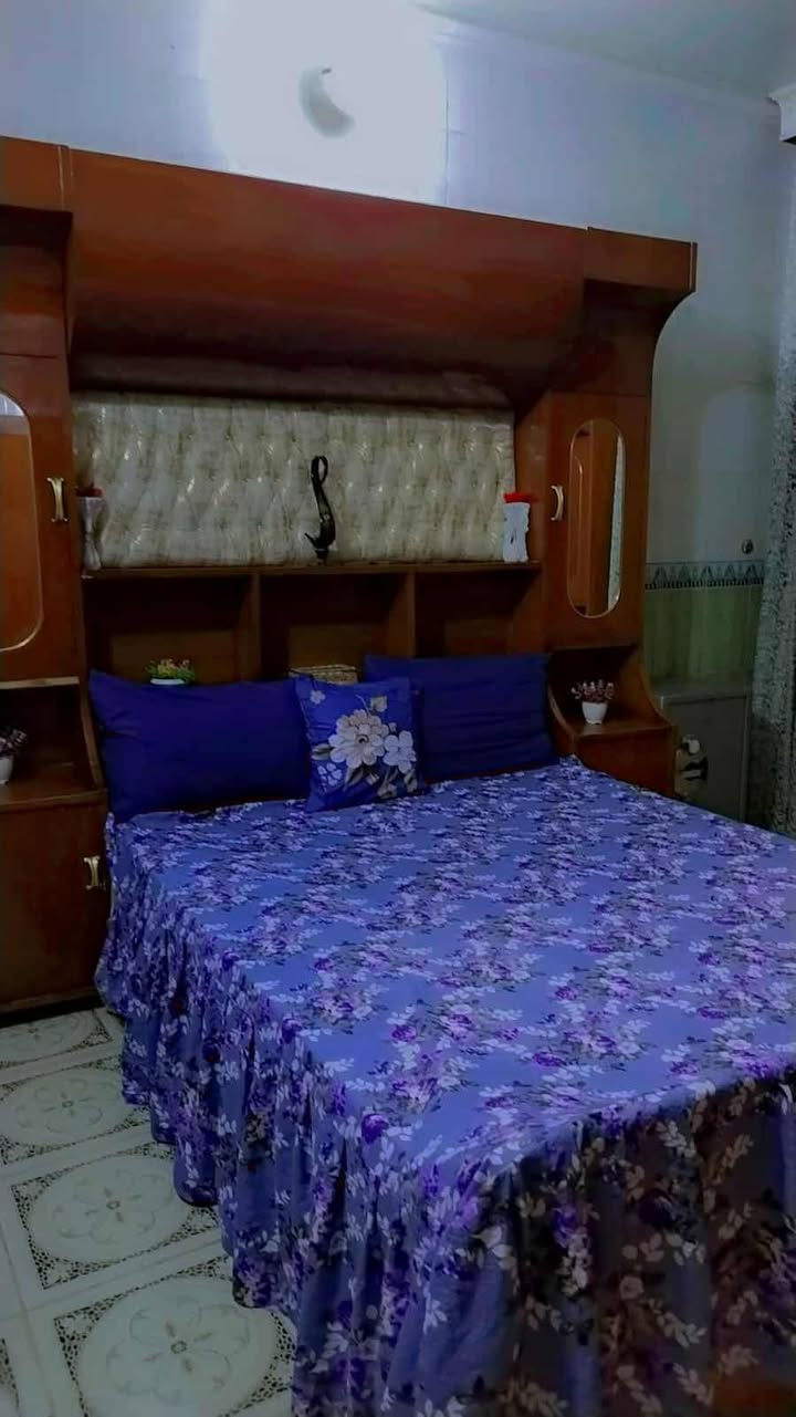 غرفه للبيع ب 500 بيه مجال مكانها التأميم شعدكم غرف للبيع دزولي خاص ابيعه الكم  وموجود بعد هواي غرف داخل الحساب فضلاً وليس أمراً متابعه للحساب


**إذا كنت صاحب هذا الإعلان وتريد حذفه لأي سبب، رجاءا أرسل رسالة إلى الدعم الفني**