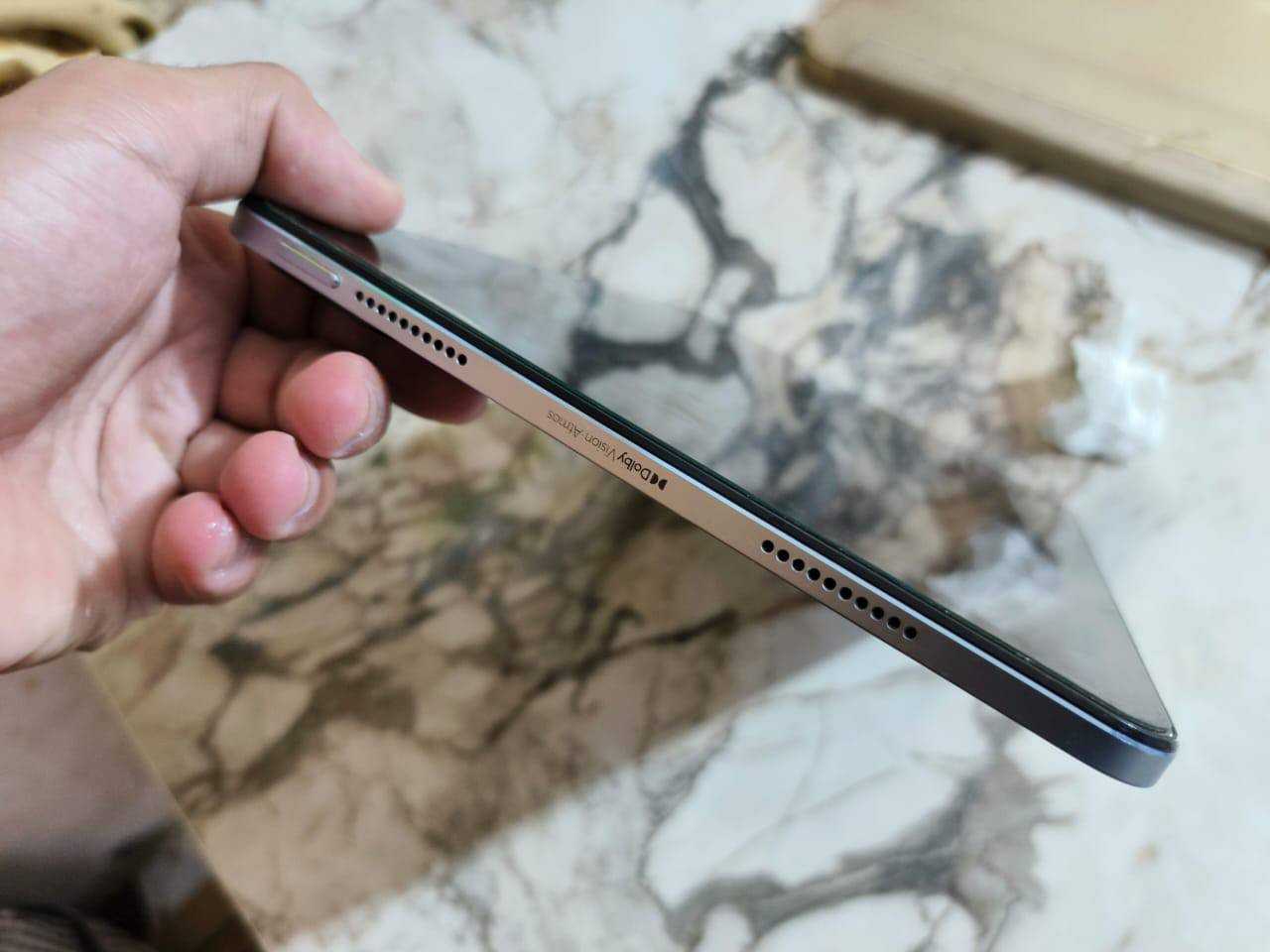 السلام عليكم
جهاز شاومي باد6 
جهاز مكفول ماعدا هذا الفطر الي بالشاشة
مكاني نجف 
السعر 300 الف وبي مجال
رقم الهاتف ***********
