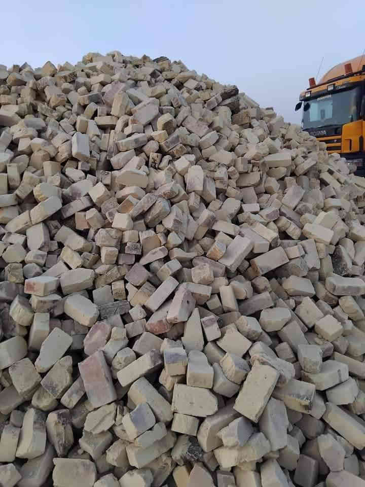 كسر للبيع بسعار مناسبه اغلبيته طابوك سالم وتليثي
 حمل فول توصيل العماره اقضيه ونواحي *********** المجر الكعبي
