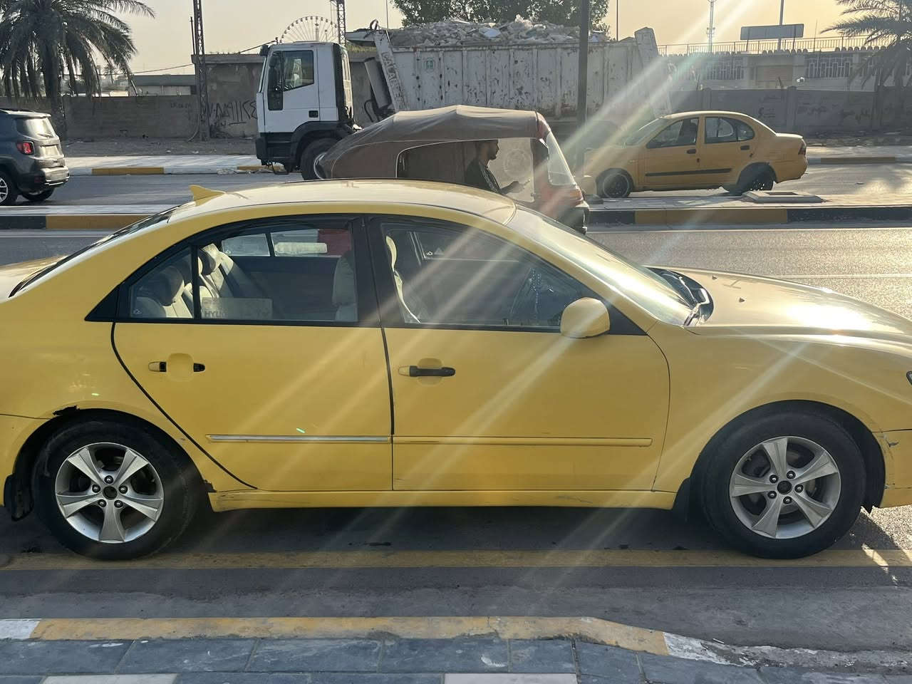 يا الله هوانداي سوناتا ٢٠٠٩
سياره خير من الله تبريد ثلج خير من الله تايرات جديده 
بيها منظومه مال غاز وبانزين ***********
