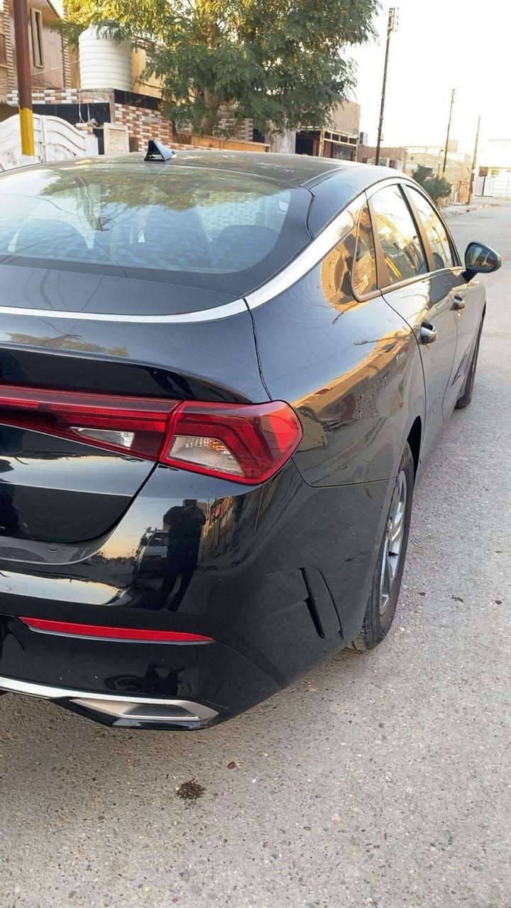 السلام عليكم k5/2022
رقم بغداد حره 
الموصفات lxs 
بصمه تشغيل عن بعد رادار أمامي خلفي جانبي 
تحديد مسار ٤ انظمه قياده تحكمات ستيرن 
سايد بريك بصمه قيادة ذاتيه 
تحديد مسار 
محرك 1600 تيربو 
 حادث موضح بصور 
بدون ايرباك 
بدون صبغ 
بدون دواخل 
تبديل جاملغ امامي عكس سائق  فقط 
السعر ١٧٢ 
السياره استيراد شخصي  
***********
