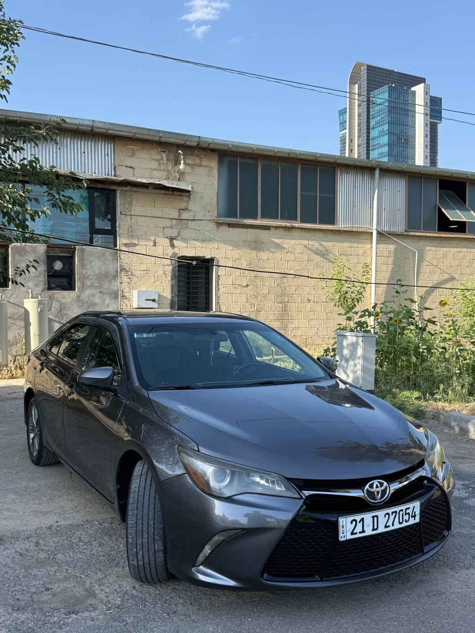 Camry 2017 SE

كامري ٢٠١٧ مواصفات se ماشيه ١٩١ الف سنويه جديد كير و محرك ابشرط و ممفتوح مكينه 
بيها ٤ قطع امامي كبس 
قطع موضح بصوره بدون دواخل وسياره ما بيها اي مصروف جاهزه من كل نواحي وسعر ١٤٠ $ وبيها مجال
*********** السليمانية, العراق
