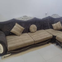 ديوان ملكي • ١٠ مقاعد • بغداد الجديدة