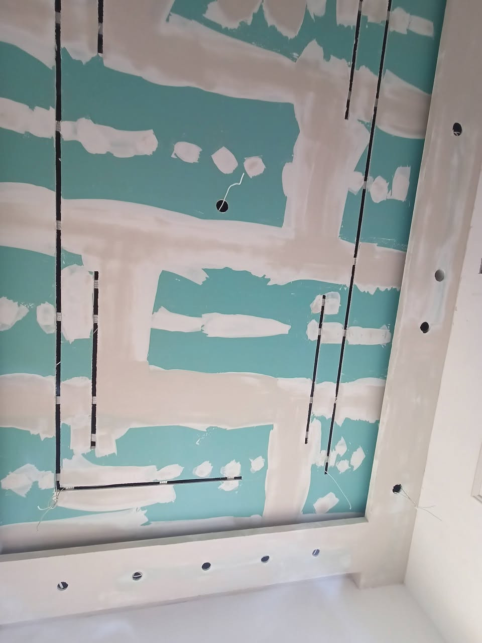 احد مواقعنا طلس عام وبرغي وجوين شغل درجة اولى وباسعار مناسبة للاستفسار مراسلة عالواتساب
***********
