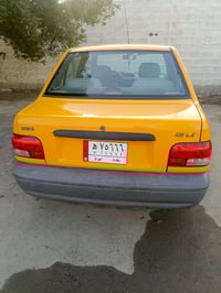 سايبةموديل ٢٠١٨سيارة من الشركة باسمي  بيها طخة بلجاملق الخلفي كما موضح...