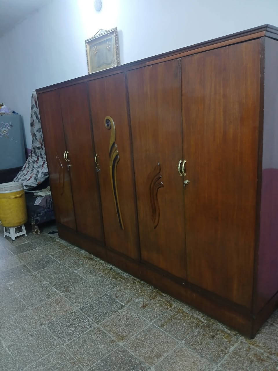 كنتور ابو ٥ صاج يتحوي يدات جدد قفاله جدد صبغ تلميع كامل سعره ١٥٠ لف متواجد علخاص اكو توصيل بفلوس رقمي *********** ابو جود
