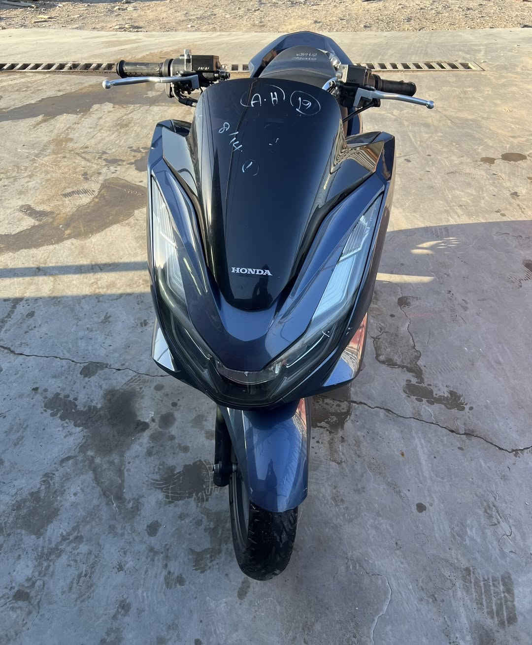 السلام عليكم
دراجه pcxجيل الرابع للبيع
***********
