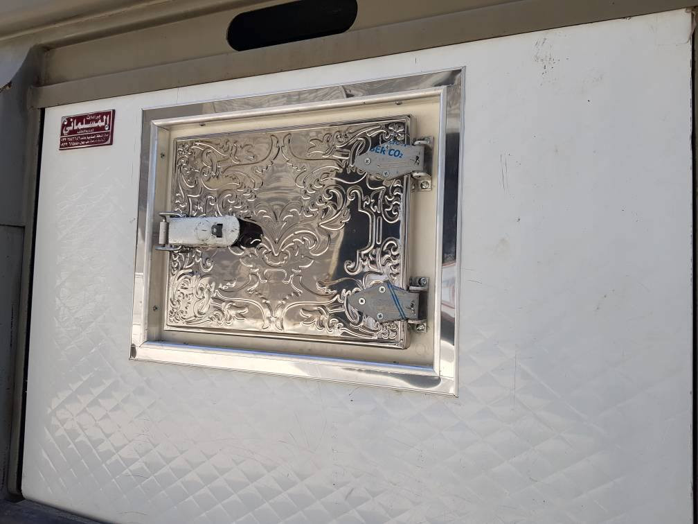 السلام عليكم اخوان مطبخ وثلاجه سوري اصلي مع كافه قياسات المطلوبه من براد وحداديه الاستفسار ع الرقم ***********
