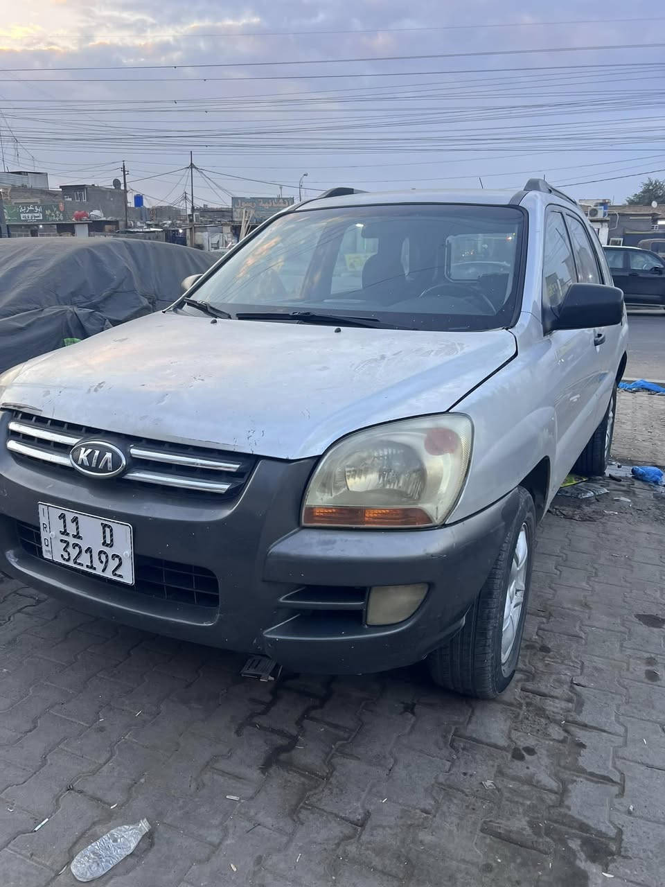 للبيع سبورتج 2006 وارد امريكي حادثهة جاملغ وبنيد وهنابالعراق جاملغ خلفي رقم بغداد انكليزي هزة وسنوية جدد 
ماشية 97 الف ميكانيك جاهز تبريد شغال وعلى وضع الشركة 
فقط تحتاج صبغ 
سعر 82 وبيها مجال للشراي 
***********
