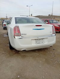 كرايسلر ٣٠٠ • ٢٠١٤ • كصة جنطة