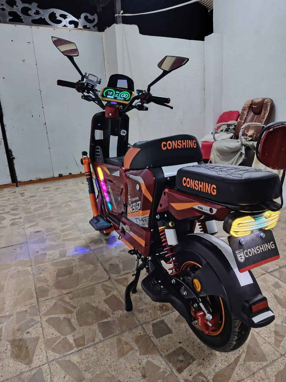 دراجه شحن x900 بالبصره نضيفه وحلوه شخط مابيها واي عطل مابيها كلشي شغال ابيعلكياها لازلغ ولا شخط ولا كسر ولا بيها اي عطل كل كهربائياتها شغاله وبطاريات بحاله جيده جدا صارلها عندي من بداية السنه الدراسيه يعني تقريبا شهرين ونص واحتاجيت فلوس وردت ابيعها السعر 600 وبيها مجال بسيط رجائاً لحد يدخلي ويكلي خاب اشتري R9 جديده بهلسعر انا ماخذها ب700 وسوكهن يمنه ب700 وبطارياتها عدد 6 32 امبير ولحد يدخلي ويكسر بالسعر سعرها 600 وبيها مجال قليل رقمي *********** مكاني بصره امن الداخلي
