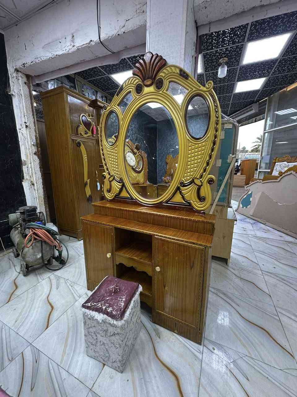 غرفه مستخدمة سعر ٧٥٠ واتساب ***********
