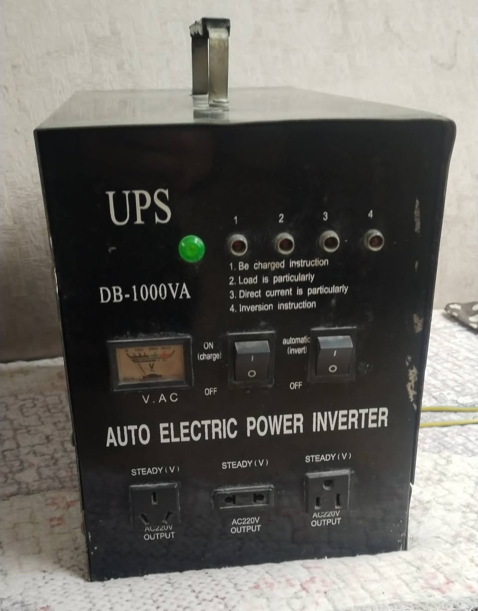 انڤکتەر 12 ڤۆڵت 3 ئەمپێری سافی کارەبا دەدا ئۆتۆیە تۆماتیکی شەحن دەکاو کارەباش دەدا بەبێ دەسکاریکردن *********** أربيل, العراق
