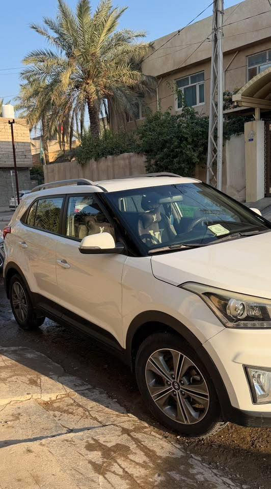 سيارتي عارضتها للبيع كلش نظيفه ومطالعه بيها محافظات ابد على كد الدوام وبس ومداريتها كلش

هونداي كريتا موديل ٢٠١٧ كوري
محرك ١٦٠٠
ماشيه ٣٣ الف

بـ ١٣٥

اذا تحبون تستفسرون اكثر  اتصلو عالرقم  ***********
