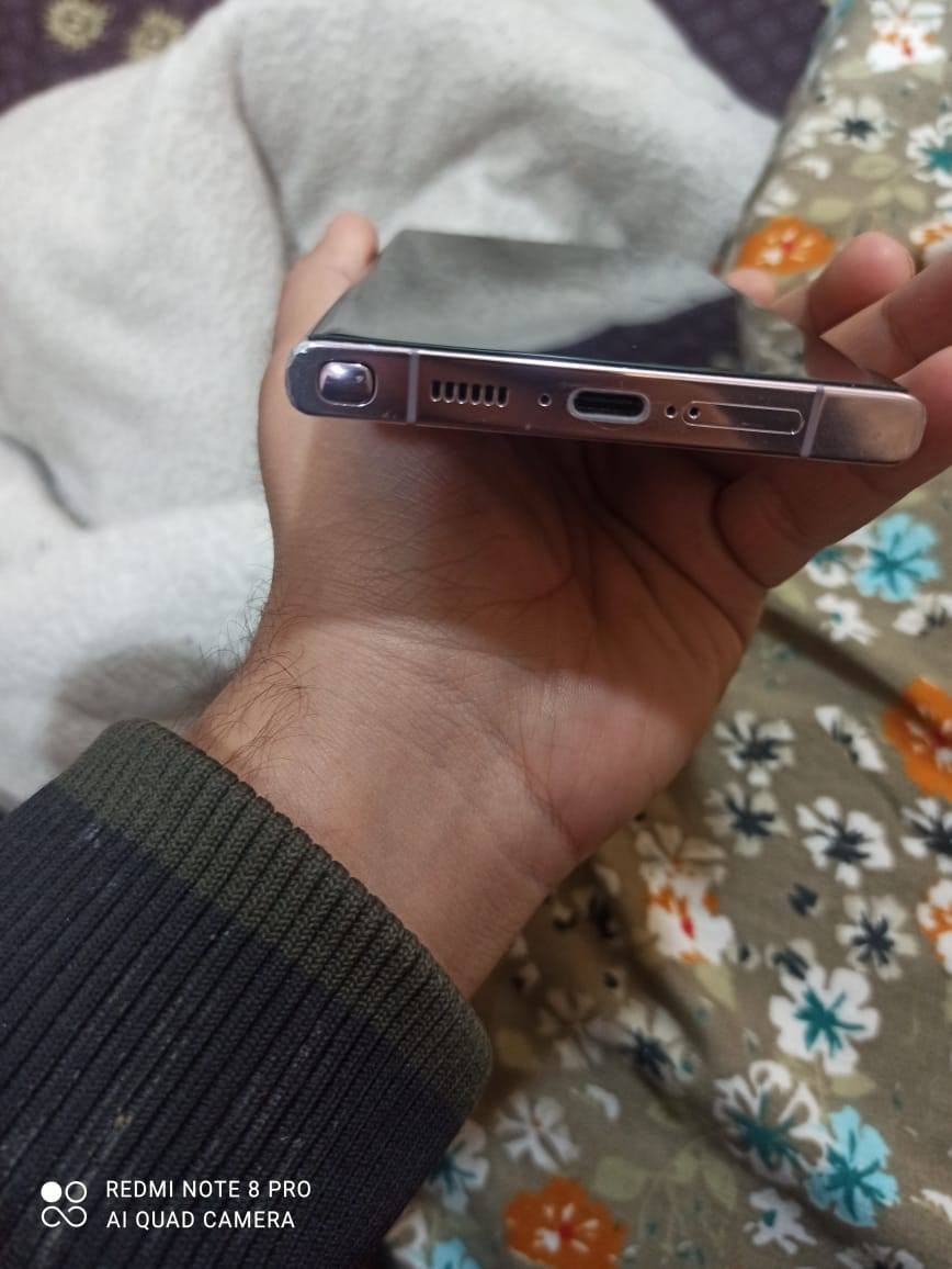 سلام عليكم جهاز اس23التره نسخه عالميه حال حال شرق اوصط ذكره512رام12نضافته95بل100فقط شخوط بسيطه بل يطاره بسب كافره سعره850الف ركز ذكره512مو256توصل عله هاذ رقم***********
