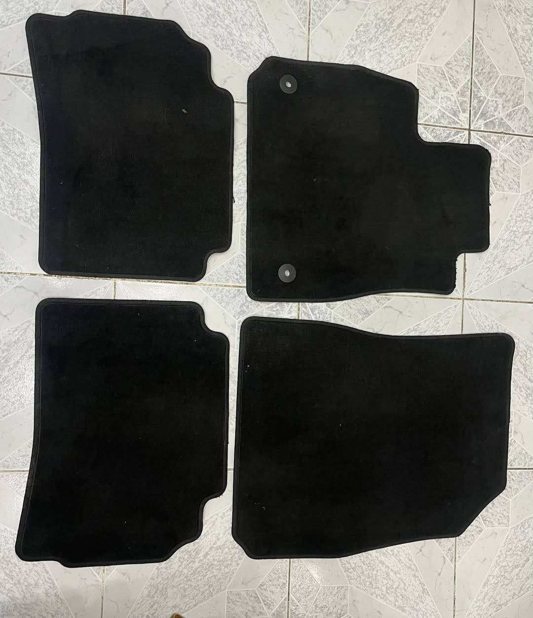 السلام عليكم غراض ماليبو للبيع للاستفسار *********** بغداد
