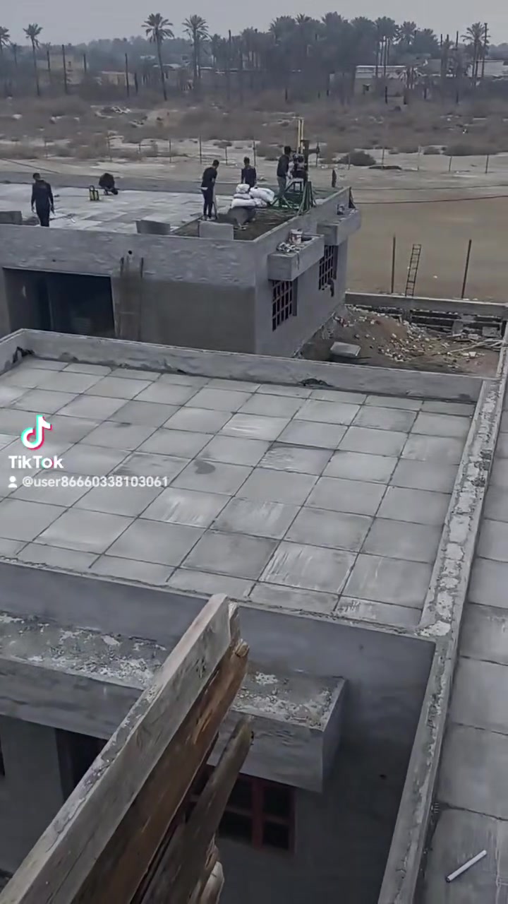 السلام عليكم نشتقل في جميع المحافضات تطبيك شتايكر+زفت+فلين+ماستك شقل درجه اولئ علئ فحص كرسته وعمل بدون فلين المتر ب10مع الفلين المتر ب12 واذا بس عمل المتر 3500
لاتصال ***********
***********
