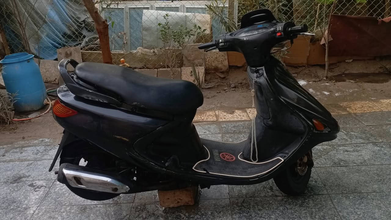 فراشه فحل للبيع 
الدراجه مفتوحه مره وحده وكلشي شغال بيهه واي عطل اني اصلحه الك وزوج تايرات جدد وبنزات جدد وشوته جديده السعر 350


**إذا كنت صاحب هذا الإعلان وتريد حذفه لأي سبب، رجاءا أرسل رسالة إلى الدعم الفني**