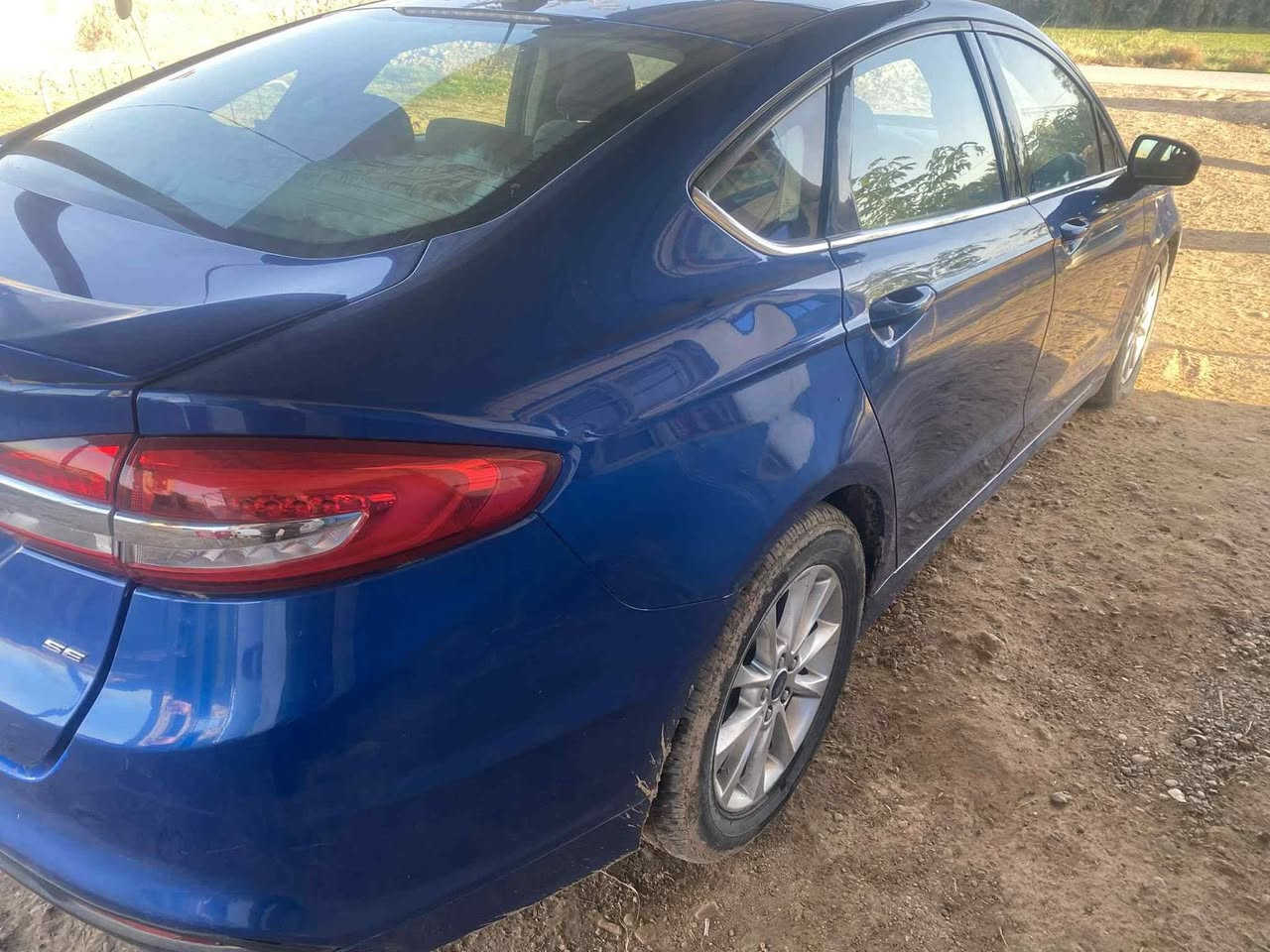 السلام عليكم 
فيوجن 2017محرك 2.5 تنفس طبيعي  صبغ جاملغ السايق وبنيد بدون دواخل وبدون ايرباك 
رقم سليمانيه تحويل او وكالة سيارة جاهزة مابيها اي نقص مكان ديالى المقدادية السعر 125$
***********
