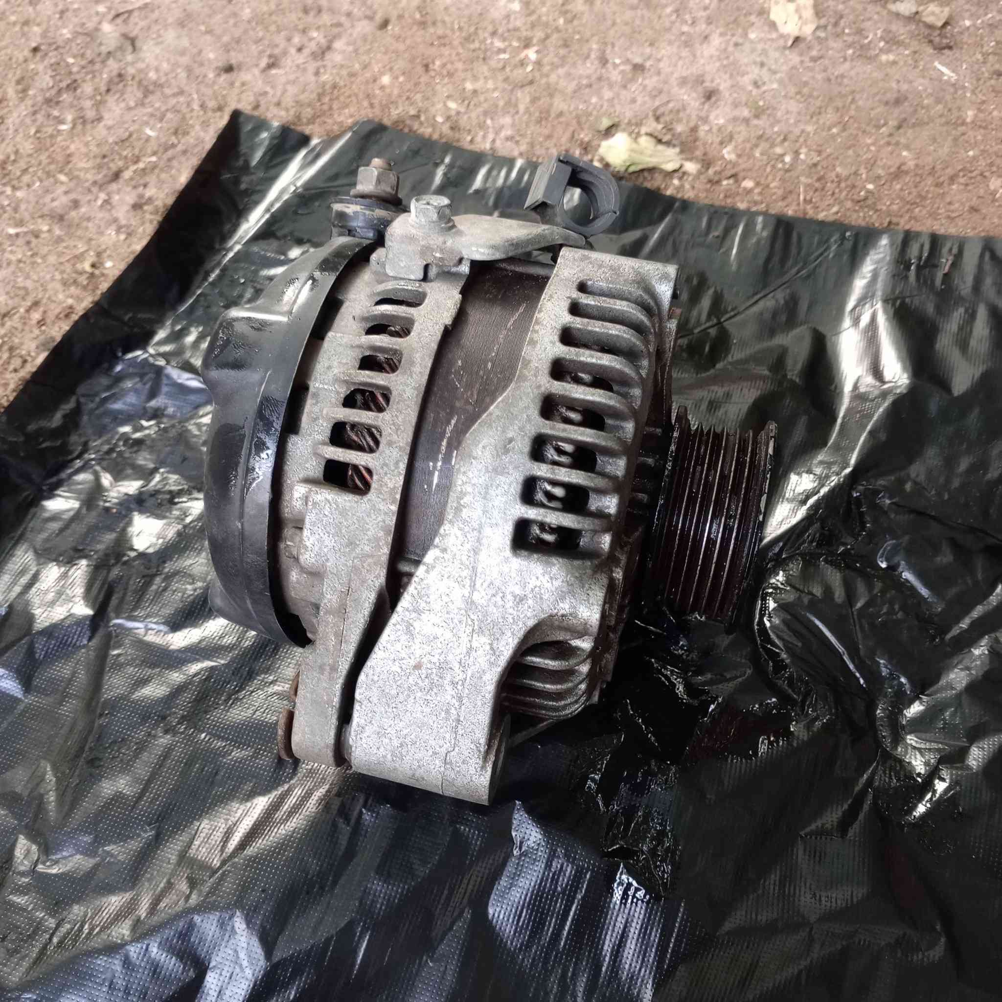 يوجد
كمبريسر وسلف  وضفيرة  ودينمو  وعقل
ودبة باور  للبيع ادوات شغالات اخو الجديد 
المكان بني منصور 
***********
