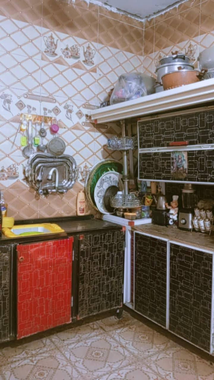 بيت زراعي سند 25 مساحته 100 متر بناء طابوق نهايت شارع الوكفه منطقة ال أبو جاسم خلف أسواق كرزه التصال علا رقم الهاتف ***********
