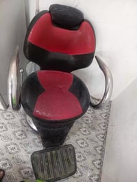 كرسي حلاقة • البصرة سفوان • قابل التفاوض