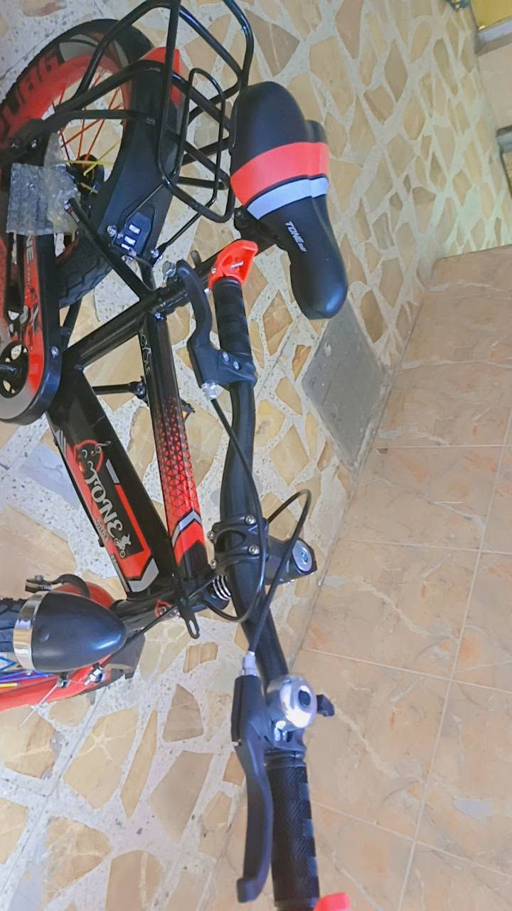 بايسكل حجم ١٦ اطفال جديد ما صار كم يوم من أخذته سبب البيع طلع اصغير جديد غير مستخدم
السعر ٧٥ ألف مكاني بغداد زعفرانيه
اتصال ***********
