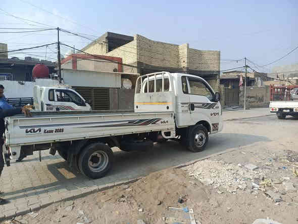 سلام عليكم كيه فحل 13 البيع مكينه جديده تاير خلفي محور 14بيهه رشات صبغ تخم تاير خلفي سعر شده وبيهه مجال رقم بغداد تحويل مباشر ***********
